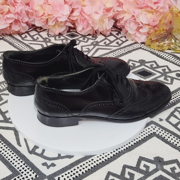 VITO RUFOLO Black Leather Wing Tip Oxfords Mens Size 8.5 M Italy main image 4